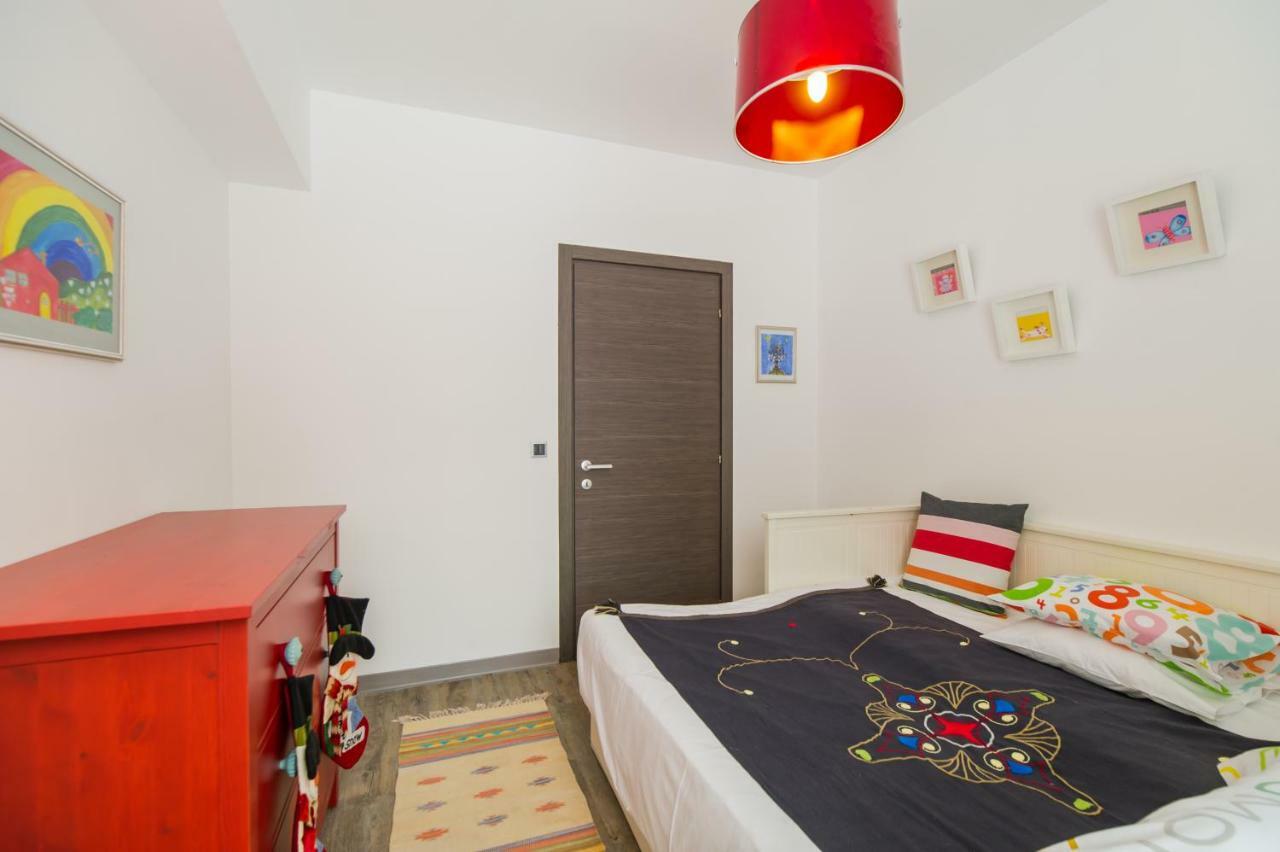 Charming 3-Bedroom Apartment Пояна-Брашов Экстерьер фото