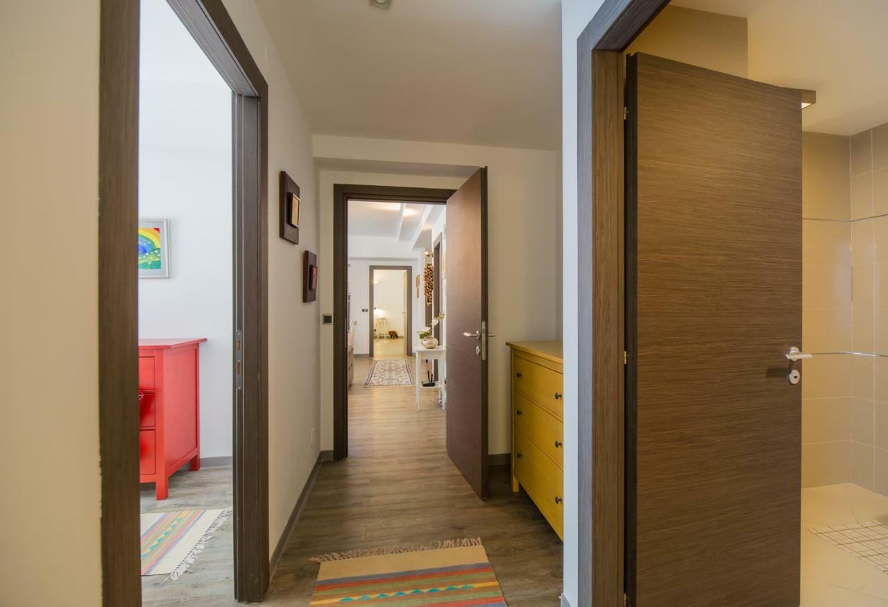 Charming 3-Bedroom Apartment Пояна-Брашов Экстерьер фото